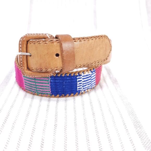 Vintage Guatemalan Embroidered Leather Belt Size 28 Boho Artisan Handmade Artsy - Picture 5 of 8